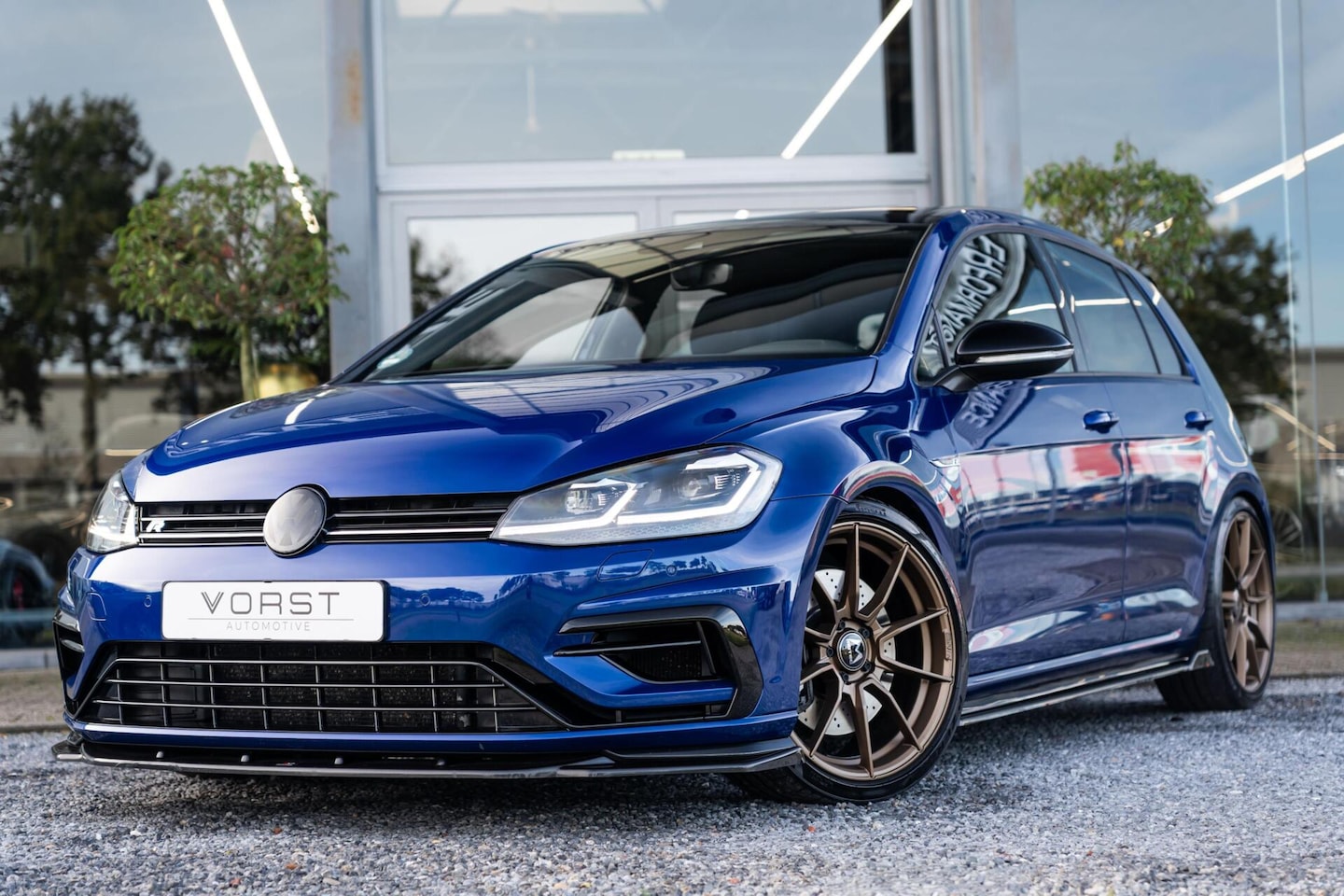 Volkswagen Golf - 2.0 TSI 4Motion R Pano Dynaudio Camera DCC - AutoWereld.nl