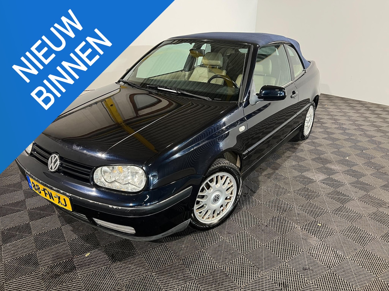 Volkswagen Golf Cabriolet - 1.8 Trendline 1.8 Trendline - AutoWereld.nl