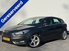 Ford Focus - HB 1.5 Titanium | AUTOMAAT | All-Season | Camera | 18-inch | Trekhaak | 100% dealeronderho