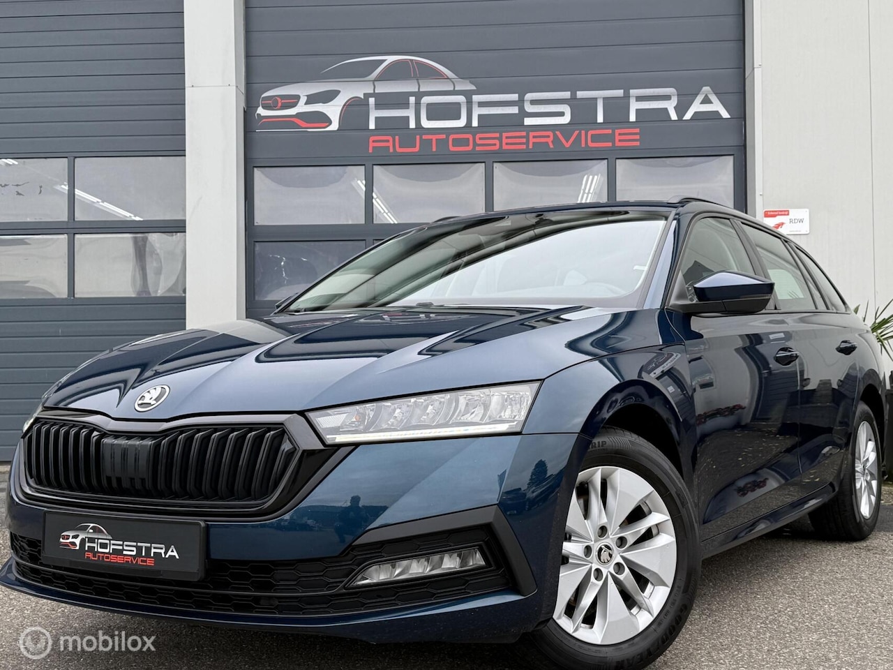 Skoda Octavia Combi - 1.0 TSI Ambition CarPlay PDC Black-Line Full-Led - AutoWereld.nl
