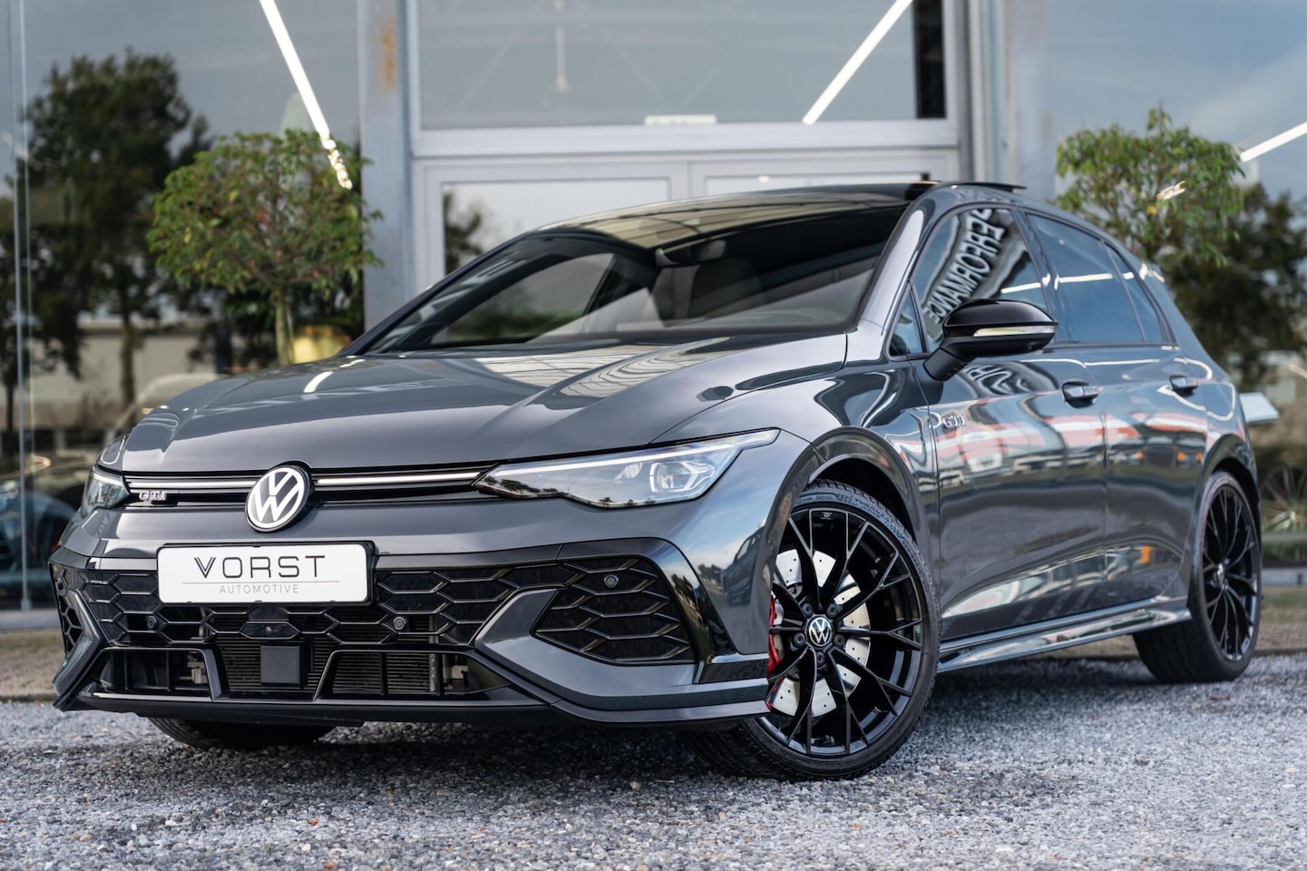 Volkswagen Golf - 2.0 TSI GTI Clubsport Pano HK DSG Akra Vol - AutoWereld.nl