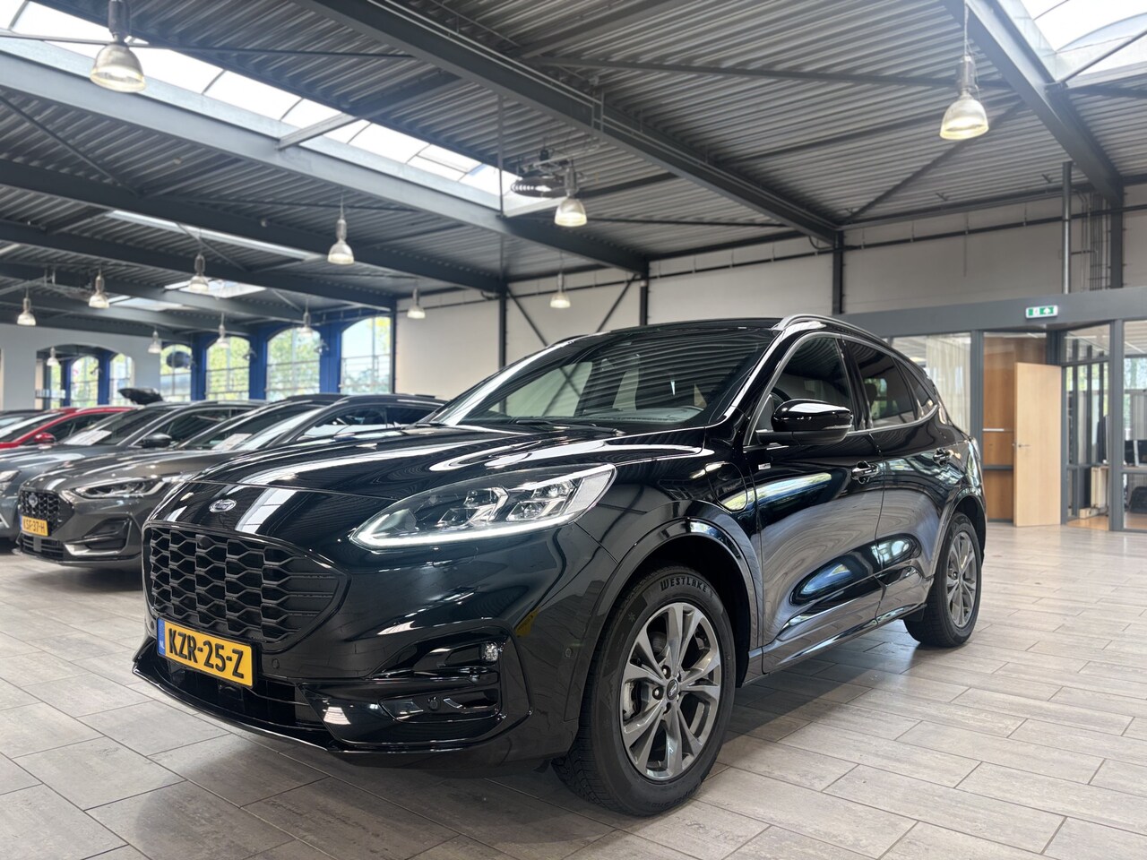 Ford Kuga - 2.5 PHEV ST-Line X | 100% Dealer onderhouden | Trekhaak | SOH 88,1% | Winter Pack | Adapt. - AutoWereld.nl