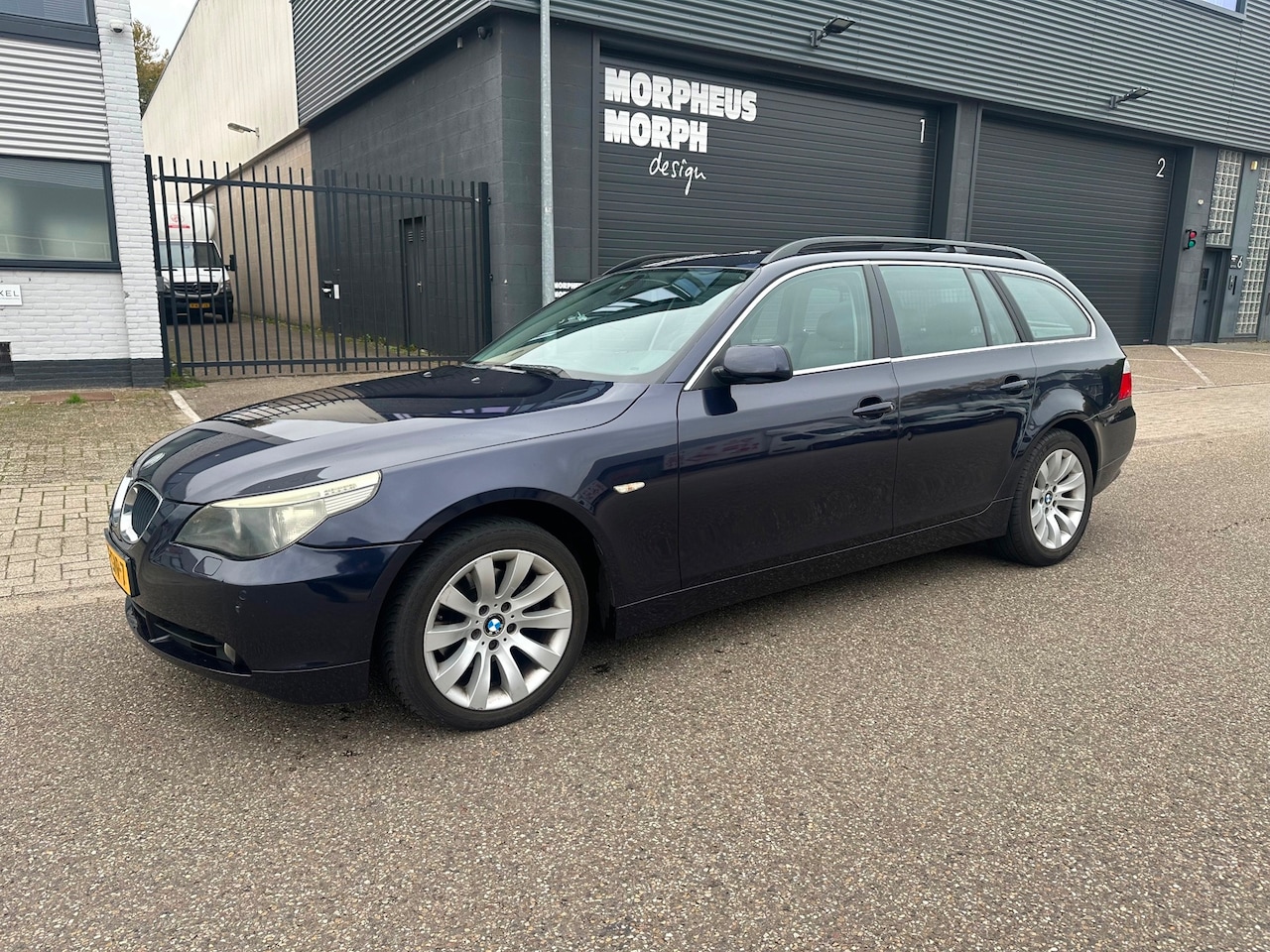 BMW 5-serie Touring - 525i Executive PANORAMADAK AUTOMAAT LEER - AutoWereld.nl