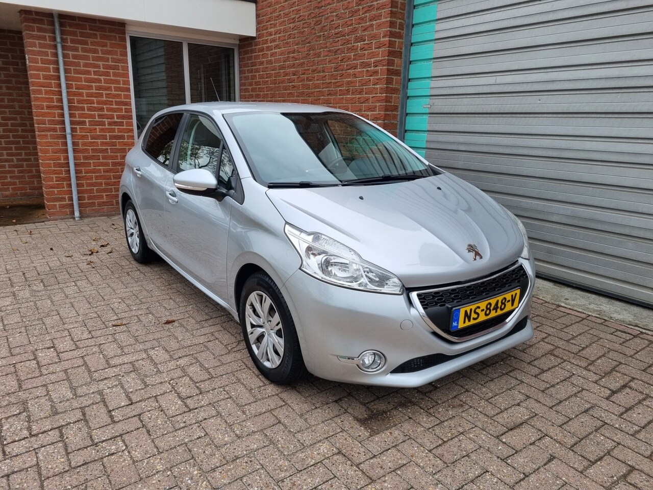 Peugeot 208 - 1.2 VTi Urban Soul 5-Drs Airco! Bj:2014 - AutoWereld.nl