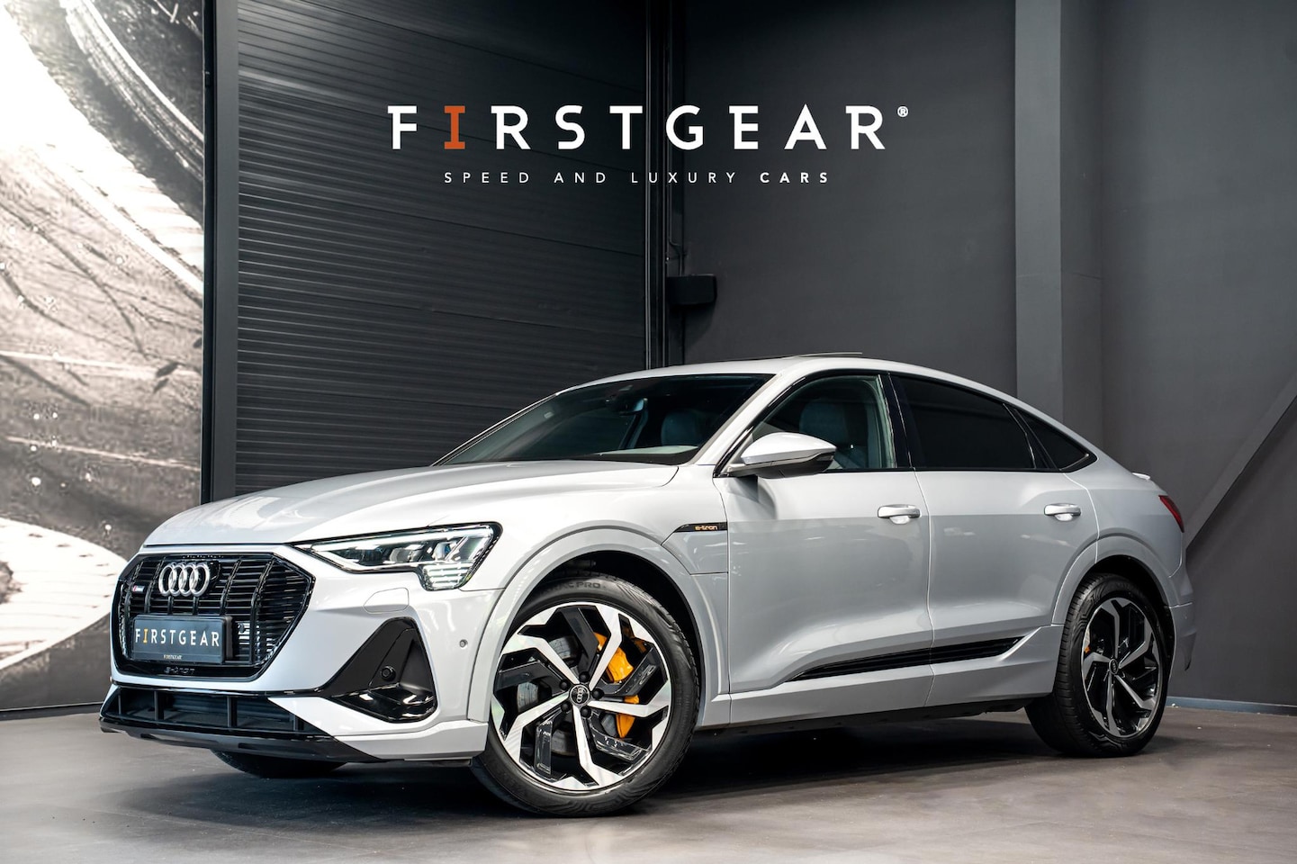 Audi e-tron Sportback - 55 quattro S edition 95 kWh *Panorama / Sportstoelen / Memory / Standairco / ACC* - AutoWereld.nl