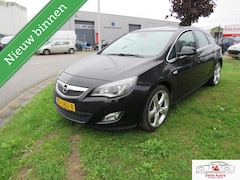Opel Astra - 1.6 Turbo Sport, Airco, Cruise, apk 28-09-2027
