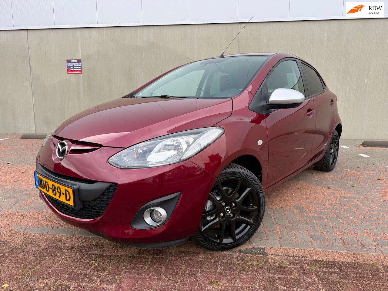 Mazda 2 - 1.3 Hanabi Sendo |NIEUW APK|1E EIG|LUXE UITV|AIRCO AUT|LM VLGN|PRK SENSOREN| - AutoWereld.nl