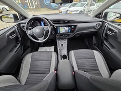 Toyota Auris Touring Sports - 1.8 Hybrid Lease/PANO/CAMERA/DEALER ONDERHOUD