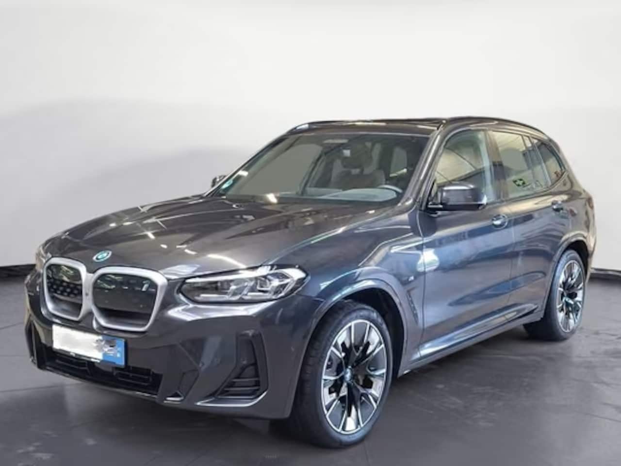 BMW iX3 - M-SPORT 80 kWh (210kW/286pk) ** LED, BRUIN LEDER, PANO, TREKH, 20-inch LMV ** 1e EIG - UNF - AutoWereld.nl