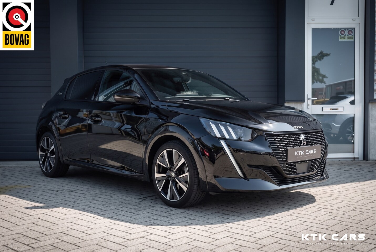 Peugeot 208 - 1.2 PureTech GT-Line|360Camera|Stoelverwarming|Keyless|Sfeer|CarPLay|Line|ACC|BlindSpot - AutoWereld.nl