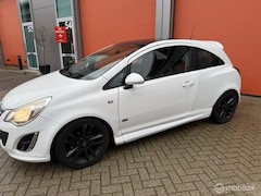 Opel Corsa - 1.4-16V OPC-AIRCO-APK 09-27- EXTR'S