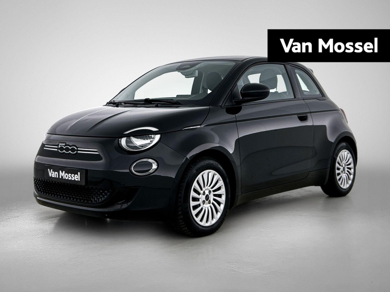 Fiat 500 - Passion 42 kWh | PDC V+A | Camera | Apple Carplay/Android Auto | - AutoWereld.nl
