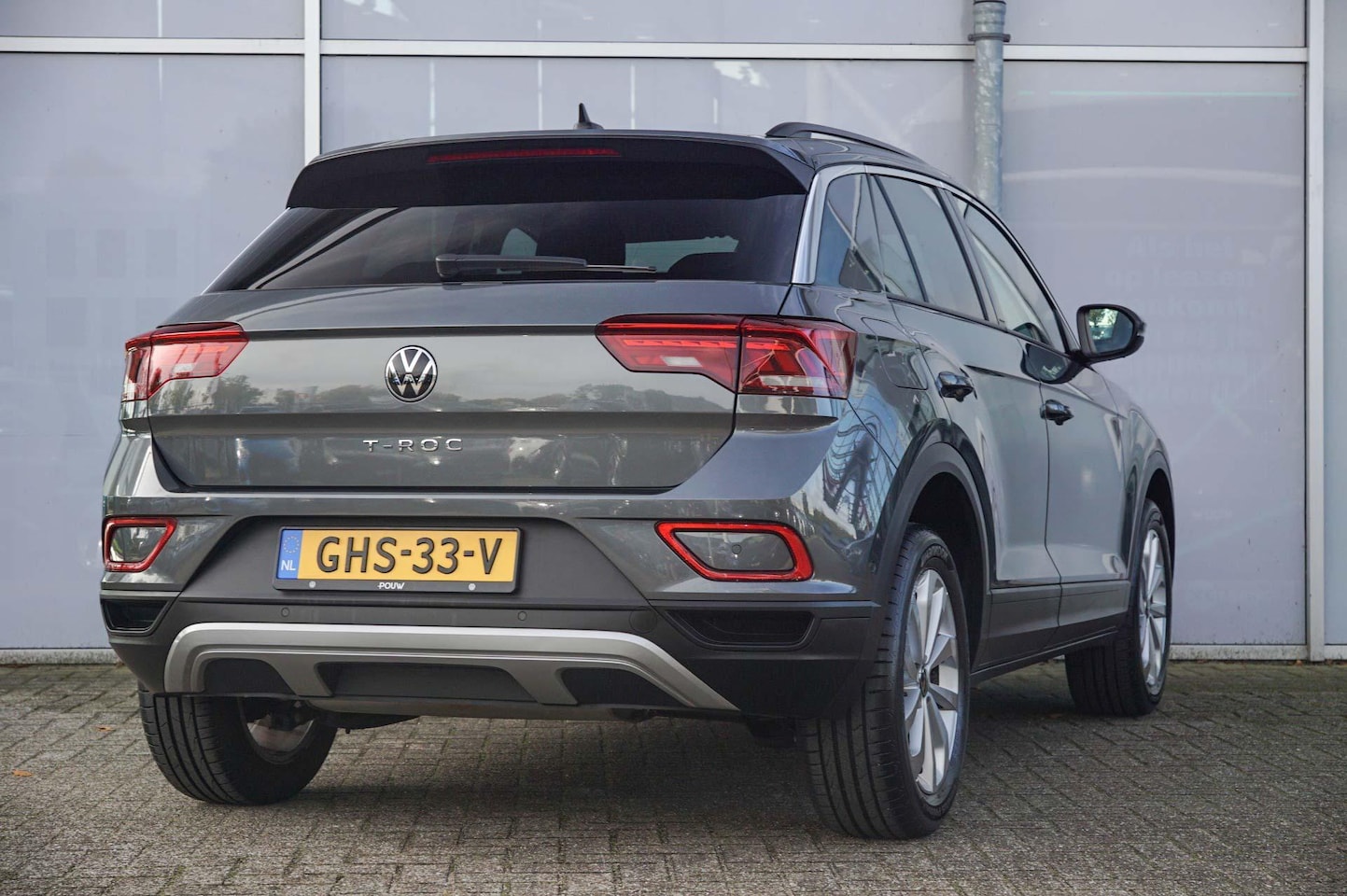 Volkswagen T-Roc - 1.0 TSI 115pk Life Edition | Achteruitrijcamera | Apple Carplay & Android Auto | Climatron - AutoWereld.nl