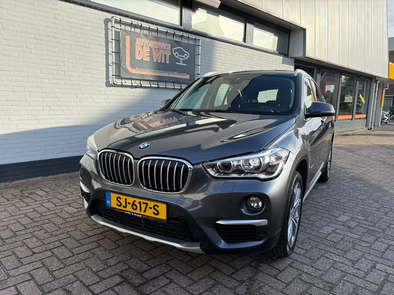 BMW X1 - sDrive18i High Executive SDrive18i High Executive - AutoWereld.nl