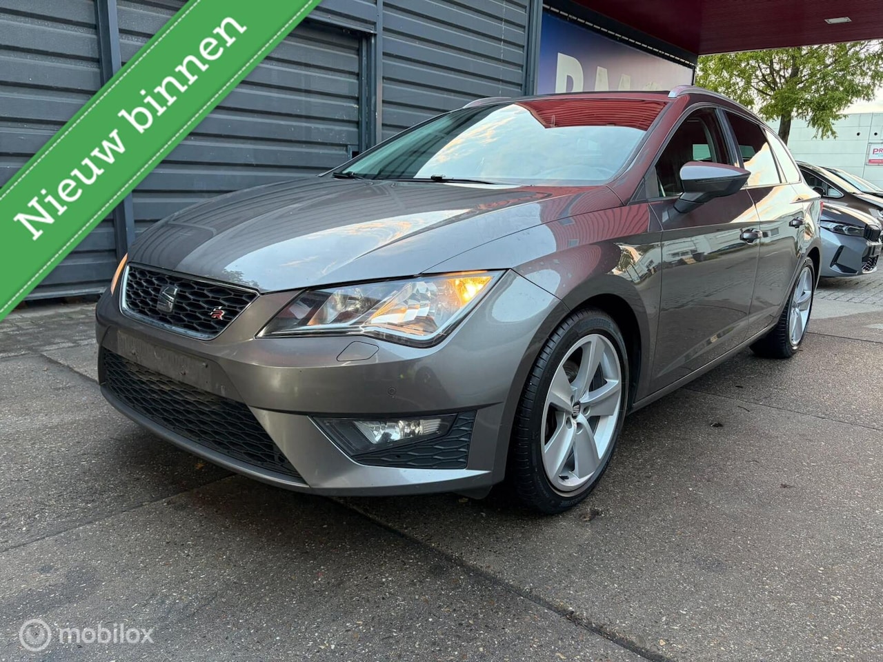 SEAT Leon ST - 1.4 EcoTSI FR 1.4 EcoTSI FR - AutoWereld.nl