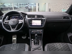 Volkswagen Tiguan Allspace - 1.5 TSI 150pk DSG R-Line Business+ | Panoramadak | Trekhaak Wegklapbaar | Stoel/Stuurverwa
