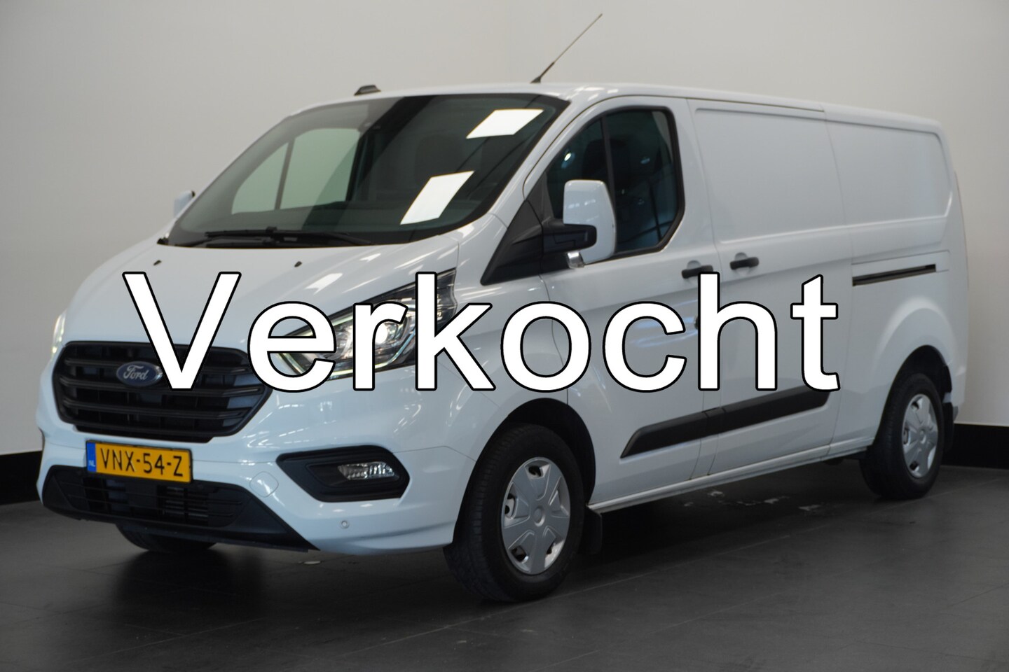 Ford Transit Custom - 2.0 TDCI 130PK 2x Schuifdeur L2 - EURO 6 - Airco - Navi - Cruise - €13.950,- Excl. - AutoWereld.nl