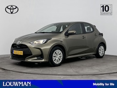 Toyota Yaris - 1.5 Hybrid Active Automaat | Parkeersensoren | Apple Carplay/Android Auto | Achteruitrijca