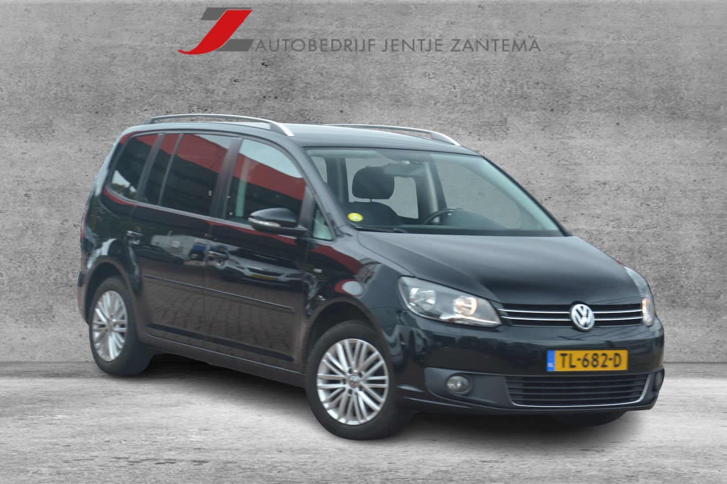 Volkswagen Touran - 1.6 TDI Comfortline BlueMotion | Automaat | Stoelverwarming | Trekhaak | Cruise-control | - AutoWereld.nl
