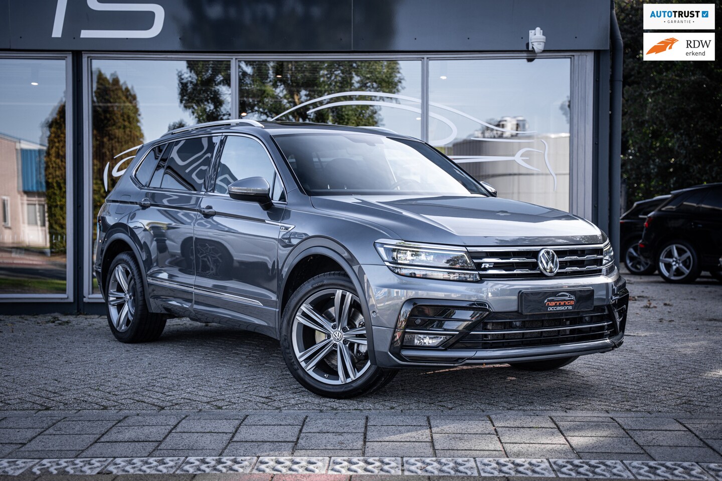 Volkswagen Tiguan Allspace - 2.0 TSI 4Motion Highline 7p.|Trekh|Pano|R-Line|Hud|Carplay|LED|Keyless|Memory|Camera|3-Zon - AutoWereld.nl