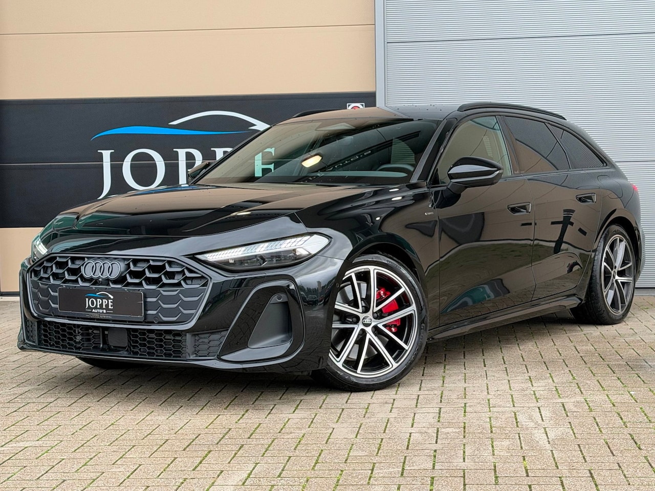 Audi A5 Avant - 2.0 e-hybrid Quattro S edition Competition |Pano|Elek.Trekhaak|Tech Plus|Rs Velgen|360cam| - AutoWereld.nl