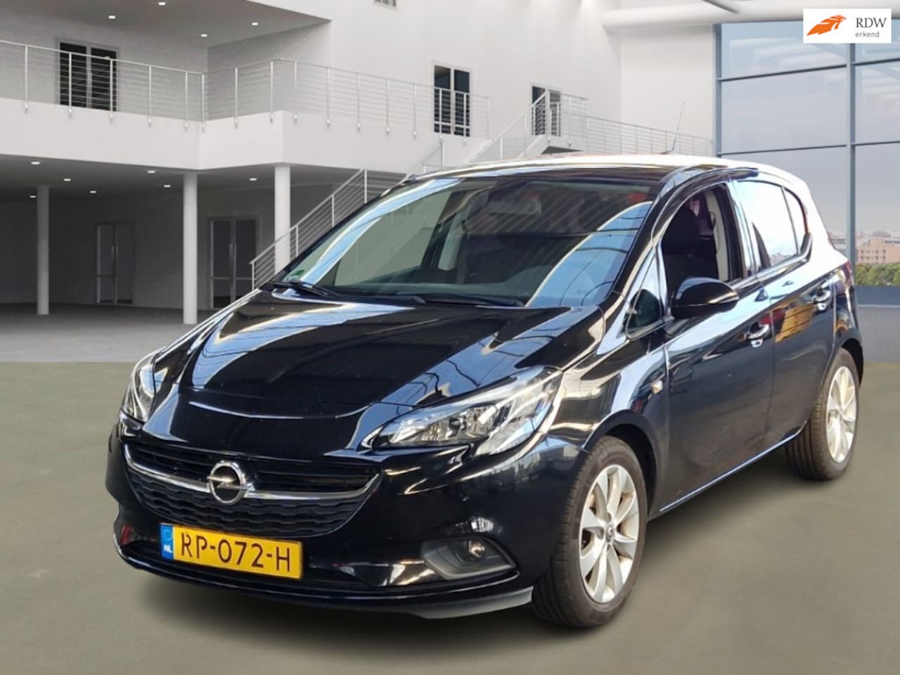 Opel Corsa - 1.4 Favourite NAVI PSENSOR CRUISE 2 X SLEUTELS - AutoWereld.nl