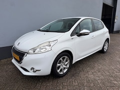 Peugeot 208 - 1.2 VTi Style 5-Deurs - Airco - Cruise - Navi - LMV