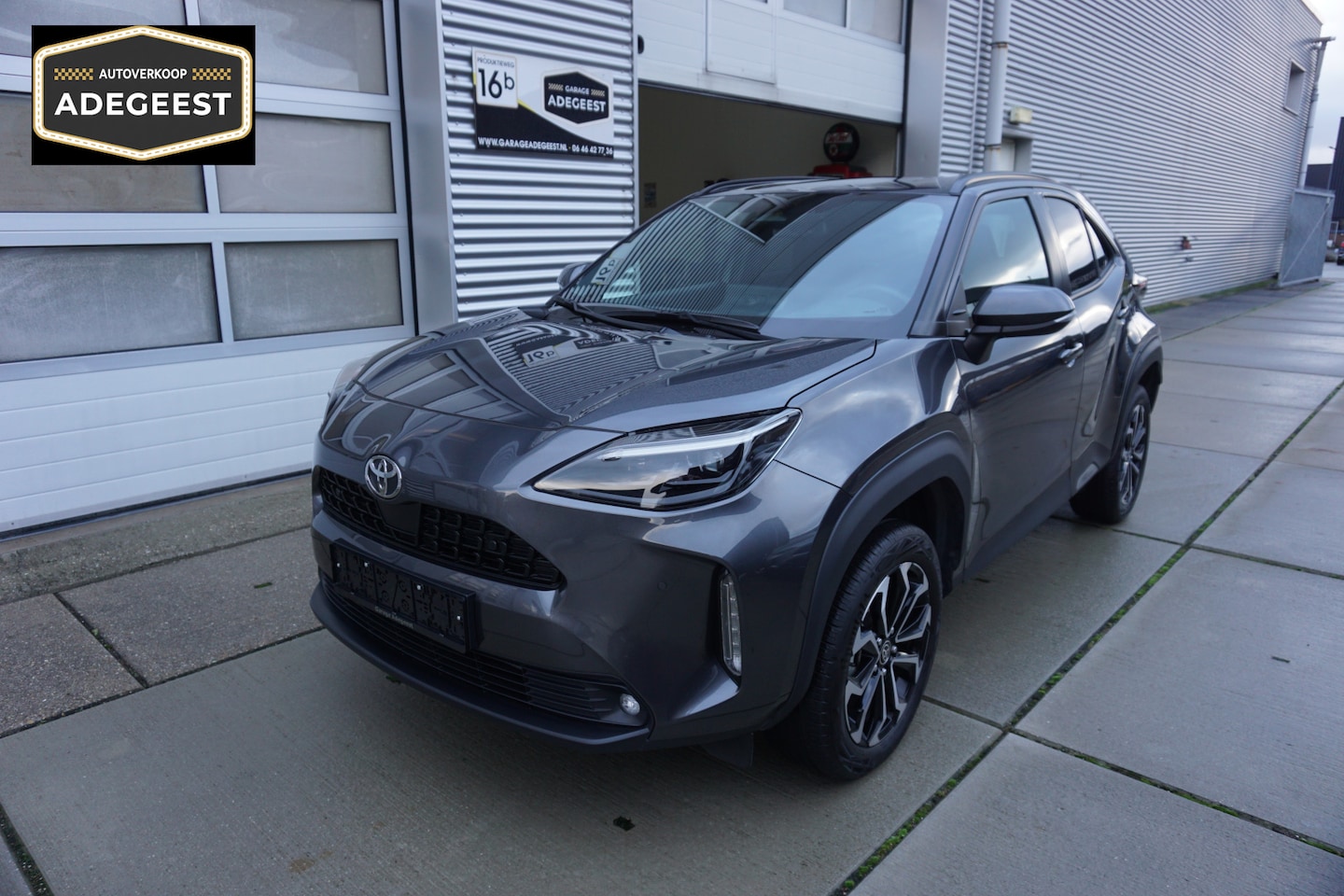 Toyota Yaris Cross - 1.5 Hybrid 130 Dynamic Comfort Pack |Navi|Carplay|PDC V+A|Dodehoek|Stoel en stuurverw.|Cam - AutoWereld.nl