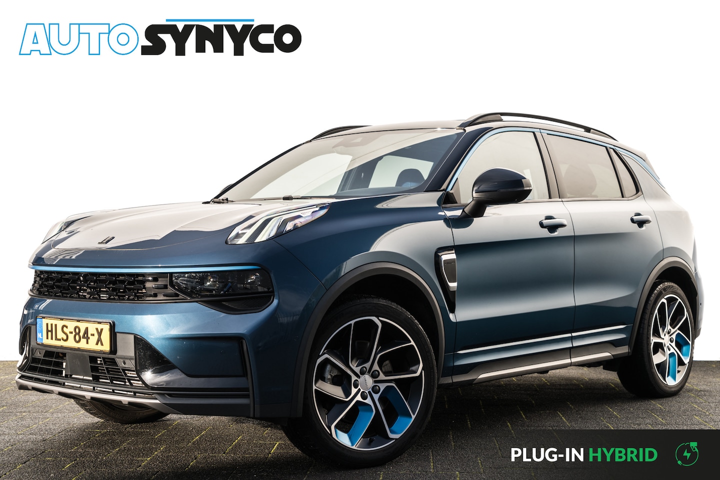 Lynk & Co 01 - 1.5 Plug-in Hybrid 262 Pk | Stuurverwarming | Zwarte Hemel | 75 km Elektrisch Panoramadak - AutoWereld.nl
