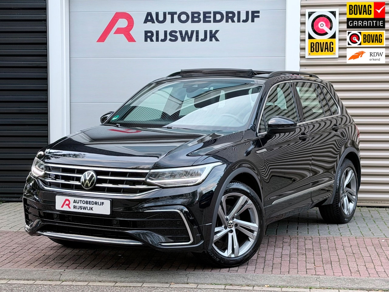 Volkswagen Tiguan - 1.5 TSI R-Line Pano/Camera/Sfeer - AutoWereld.nl
