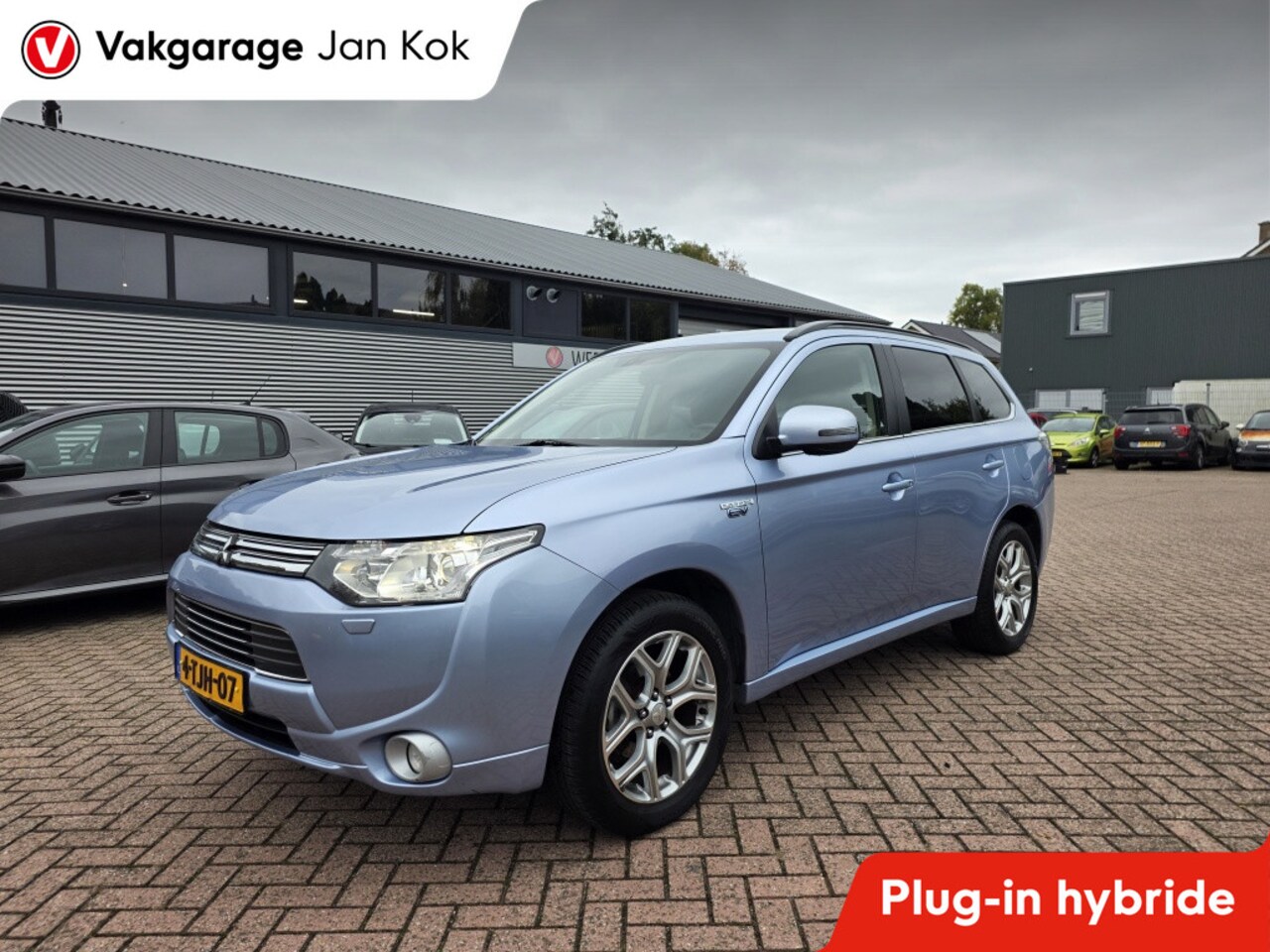 Mitsubishi Outlander - 2.0 PHEV instyle 2.0 PHEV Instyle - AutoWereld.nl