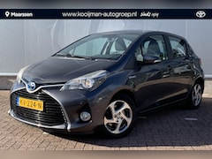 Toyota Yaris - 1.5 Hybrid Lease Bi-Tone / Trekhaak / Parkeersensoren / Camera / Keyless Start /