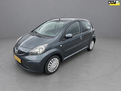 Toyota Aygo - 1.0-12V + Nieuwe APK, NAP