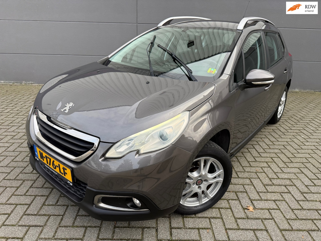 Peugeot 2008 - 1.2 VTi Active Pack Premium*AIRCO*APK*NAP*CRUISE*ELKT-RAAM - AutoWereld.nl