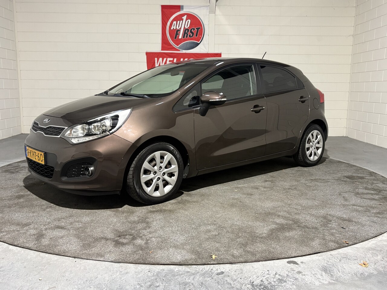 Kia Rio - 1.4 CVVT Super Pack 1.4 CVVT Super Pack, 1e eigenaar, Clima, Cruise, All season banden, Prijs incl. apk, beurt - AutoWereld.nl
