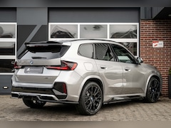 BMW X1 - 25e xDrive M Sport | Driving Ass. Plus | Camera | Maxton | Stoelverwarming | 20' Inch |