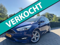 Ford Focus Wagon - 1.0 Titanium Edition , ST LIne , Full Options , Clima / Cruise / Half-Leder / Stuur + Stoe