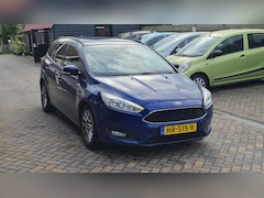 Ford Focus Wagon - 1.0 Trend Edition Export I APK 10-10-27 I Trekhaak I Voorruitverwarming I Stuur & stoelver