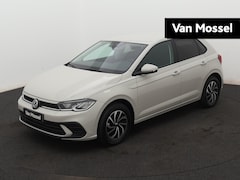 Volkswagen Polo - 1.0 TSI Life Edition 95pk | Navigatie | Apple CarPlay en Android Auto Draadloos | Achterui