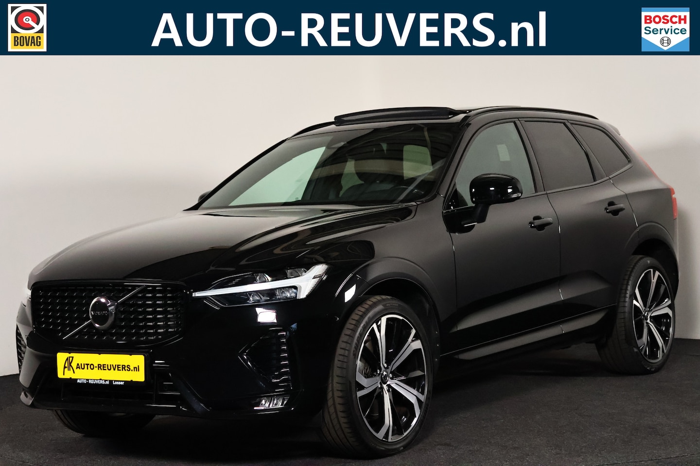 Volvo XC60 - 2.0 B4 Plus Dark Navi / Pilot assist / CarPlay / Harmankardon - AutoWereld.nl