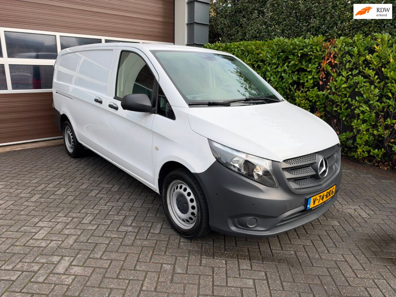 Mercedes-Benz Vito - 116 CDI Lang Automaat Cruisecontrole Achteruitrijcamera - AutoWereld.nl