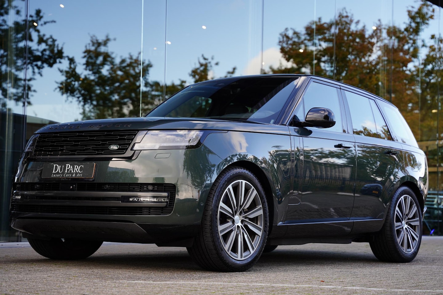 Land Rover Range Rover - P460 E HSE / Elek. Trekhaak / Panoramadak / NL-Auto - AutoWereld.nl