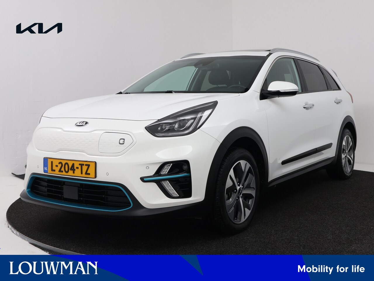 Kia e-Niro - DynamicPlusLine 64 kWh Schuif-/kanteldak | Stoel/Stuuverwarming | Camera | Carplay | 1e Ei - AutoWereld.nl