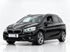 BMW 2-serie Active Tourer - 220i M Sport | Trekhaak | Camera | Keyless | Stoelverwarming