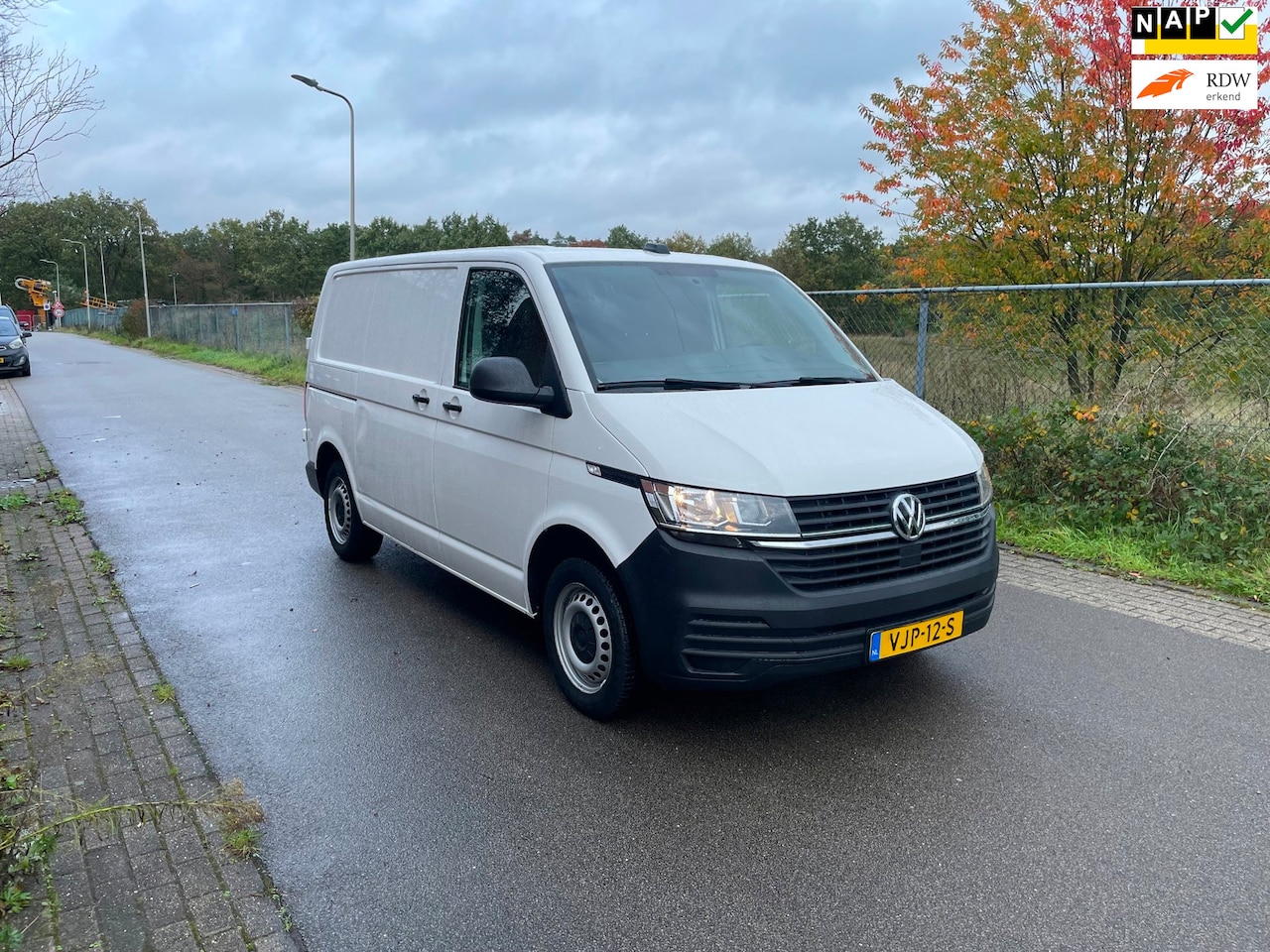 Volkswagen Transporter - 2.0 TDI L1H1 26 Economy Business Eerste Eigenaar - AutoWereld.nl