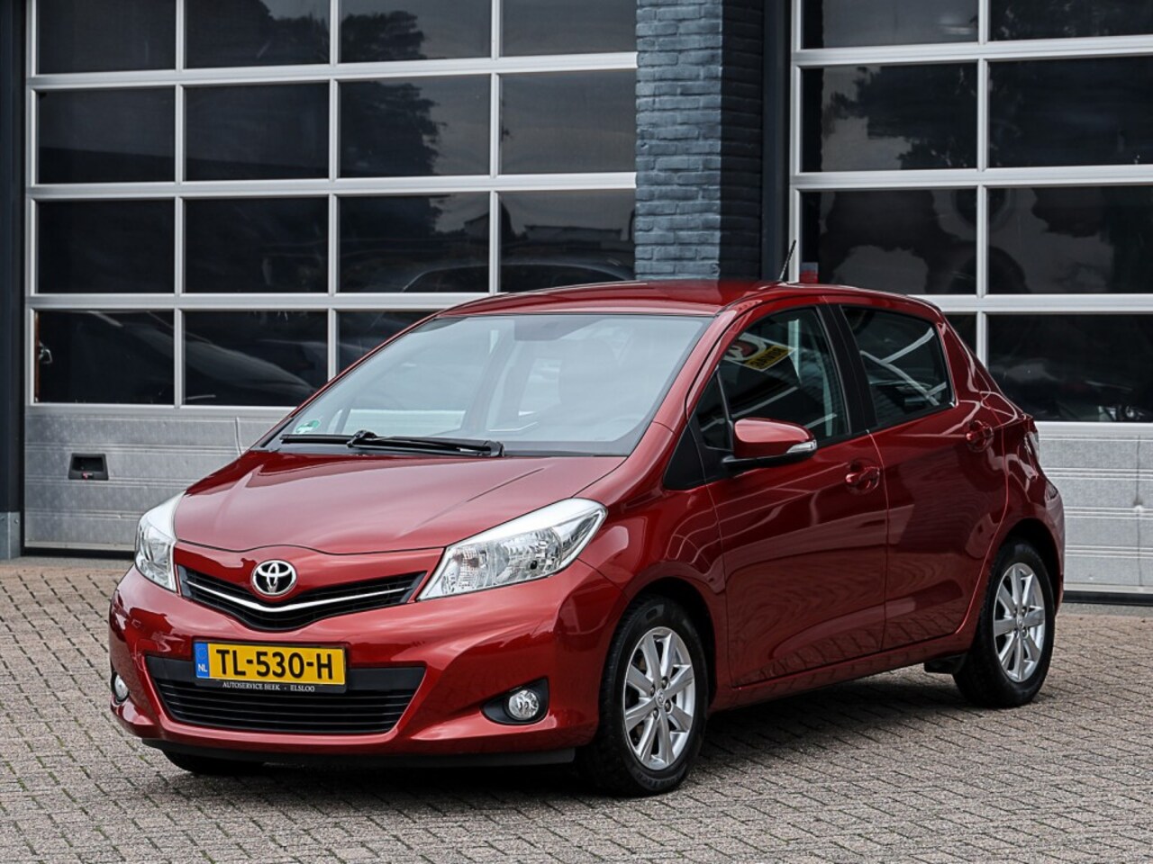 Toyota Yaris - 1.3 VVT-i Comfort 1.3 VVT-i Comfort Airco - AutoWereld.nl