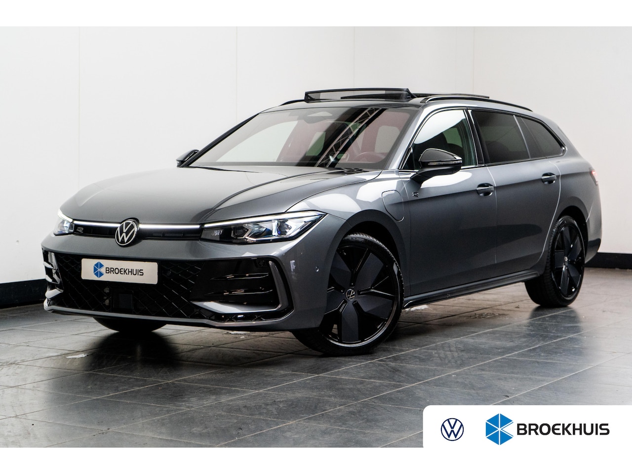 Volkswagen Passat Variant - 1.5 eHybrid R-Line Edition 1.5 eHybrid R-Line Edition - AutoWereld.nl