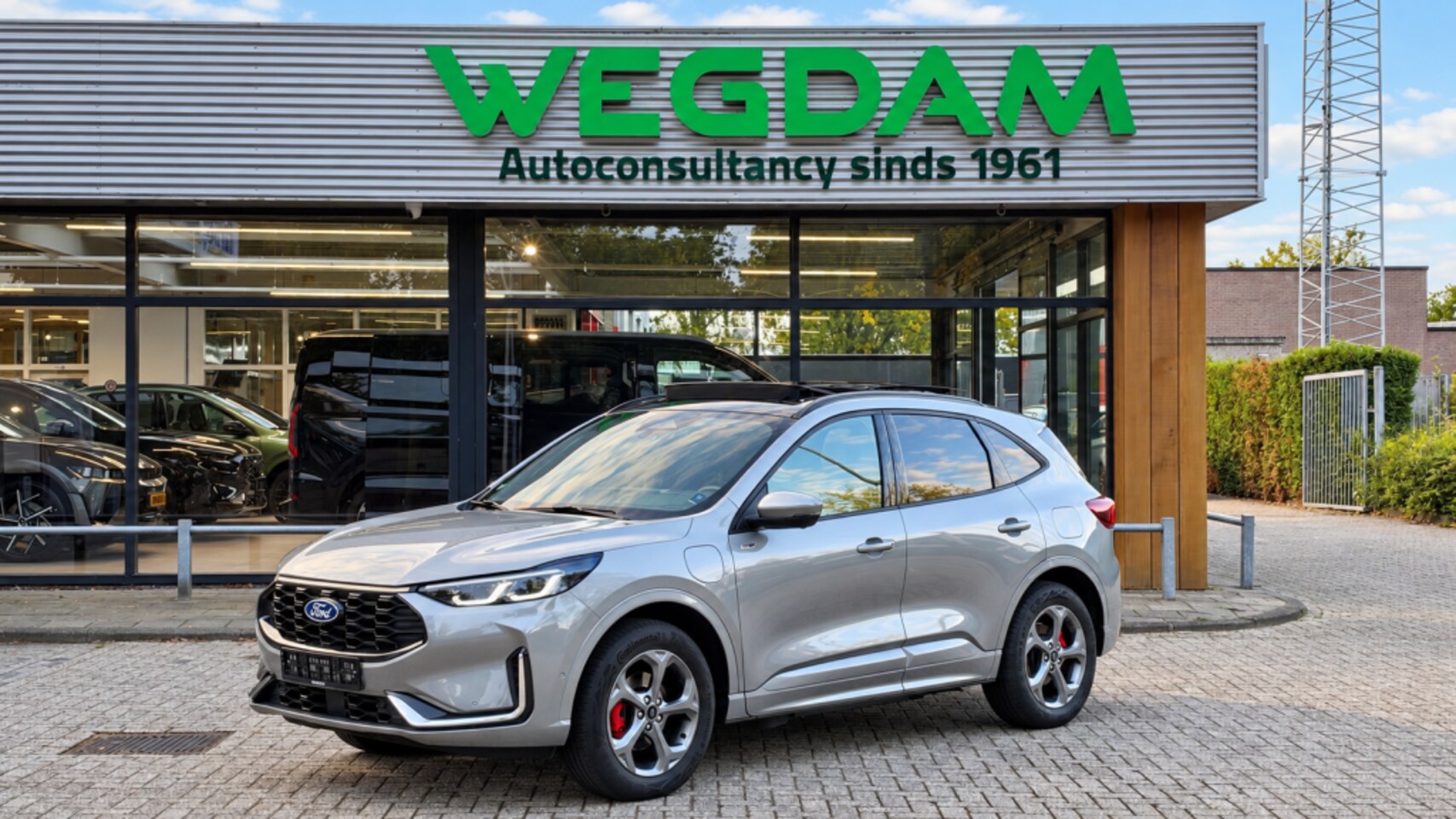 Ford Kuga - 2.5 PHEV ST-LINE X 243pk / Trekhaak+Panorama+Winter+Techno - AutoWereld.nl
