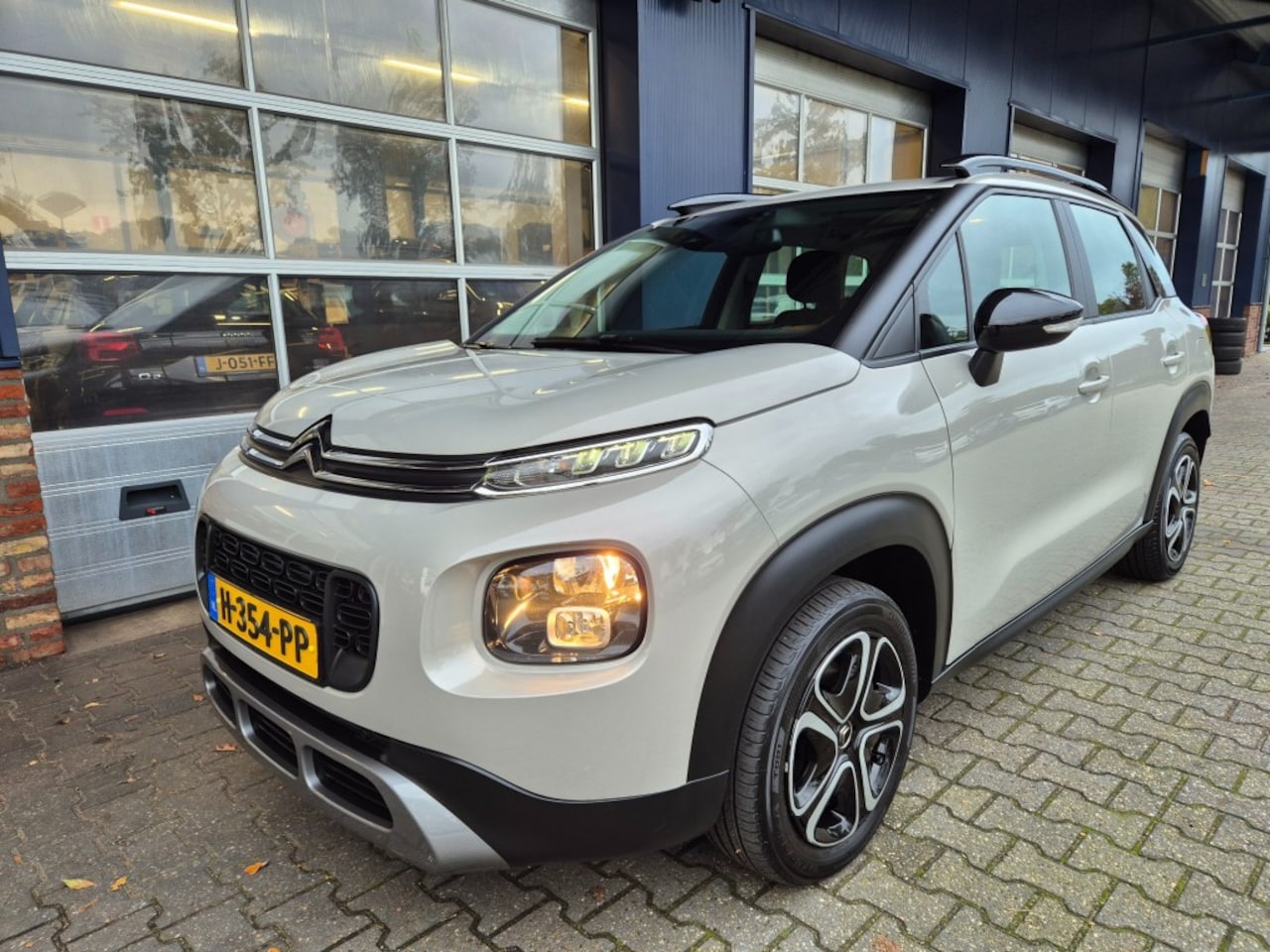 Citroën C3 Aircross - 1.2 PT SenS FEEL, 1e eigenaar, Trekhaak, Navi, Cruise, Carplay,  ALL IN prijs! - AutoWereld.nl