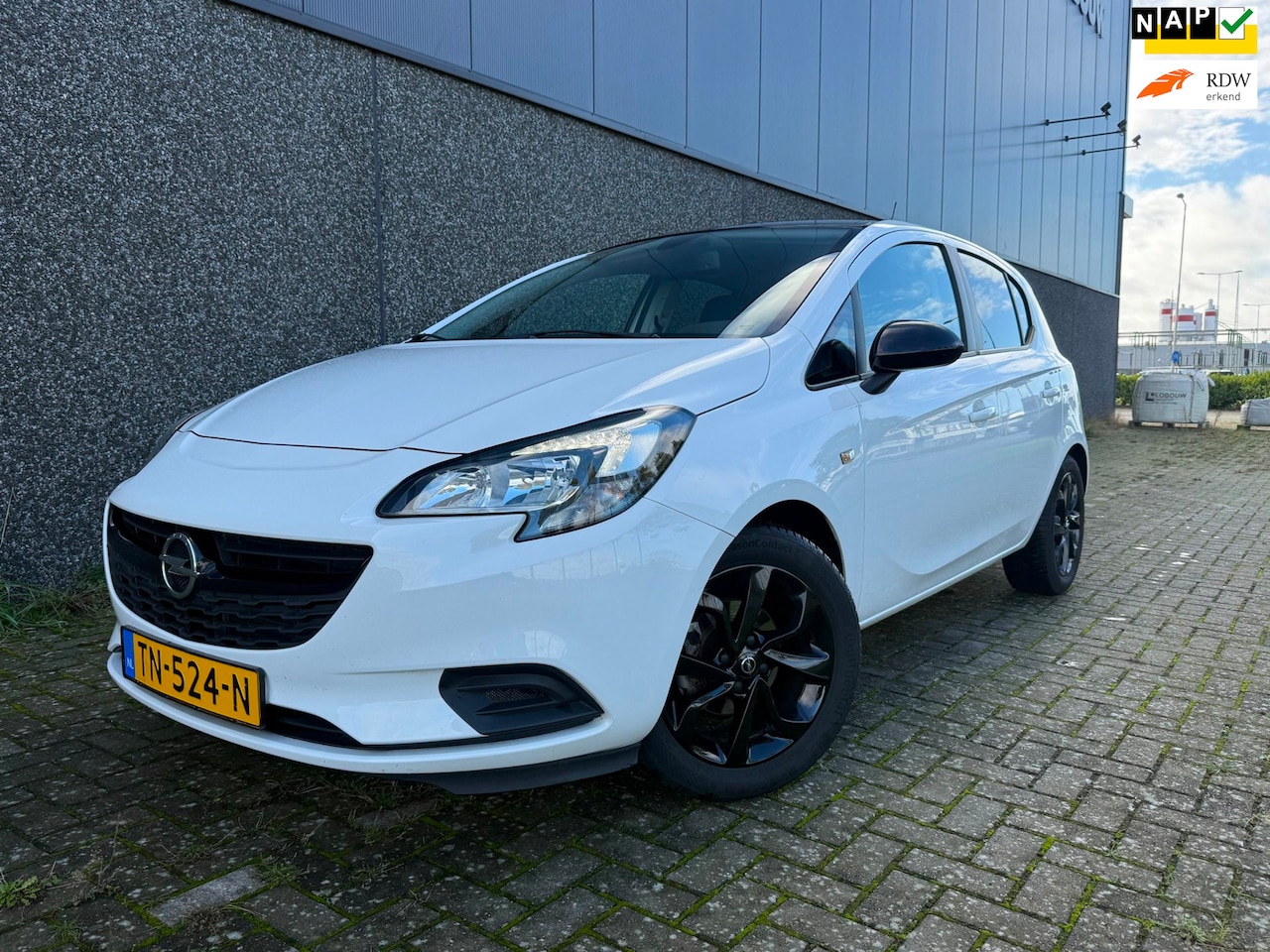 Opel Corsa - 1.4 Black Edition/Navi/Carplay/PDC/Cruise/Trekhaak/ - AutoWereld.nl